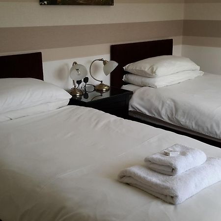 The School House Bed & Breakfast Warrington  Eksteriør bilde